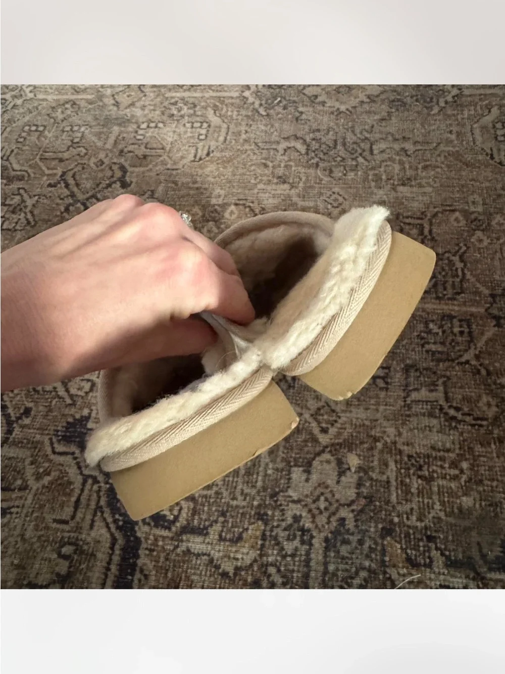 UGG kids keegan
